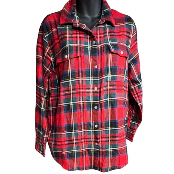 Old Navy Tops - Old Navy women's red and green plaid flannel button-down shirt new small